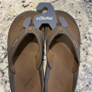 Olukai Men's Ohana Brown Flip Flops